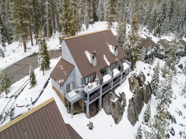 Yosemite Area Home 984666