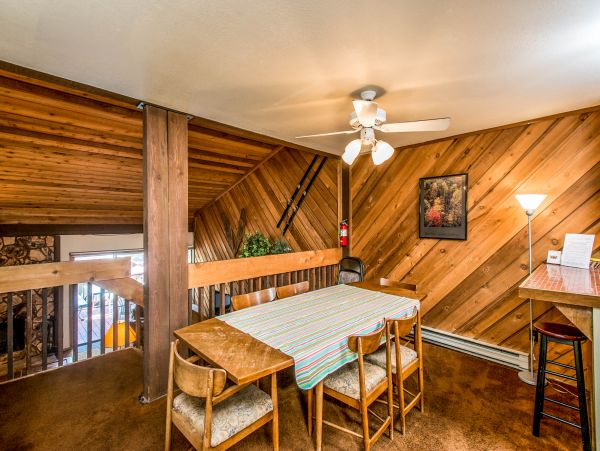 Yosemite Area Home 984667