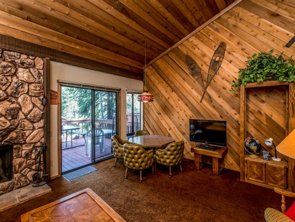 Yosemite Area Home 984667