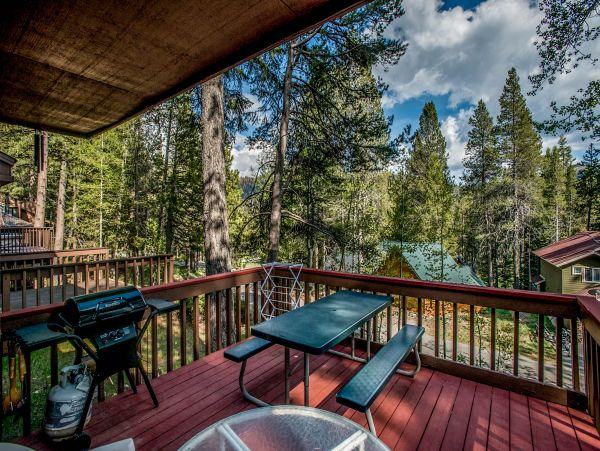 Yosemite Area Home 984667