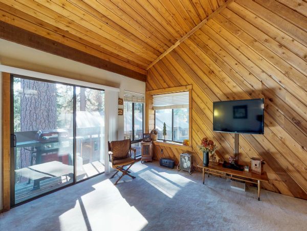 Yosemite Area Home 984668