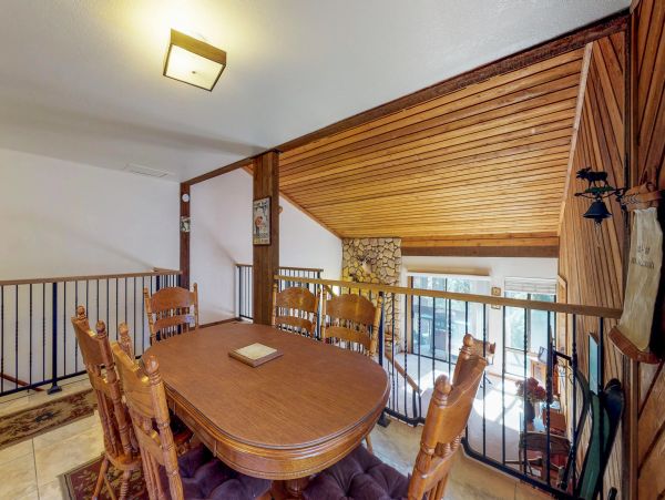 Yosemite Area Home 984668