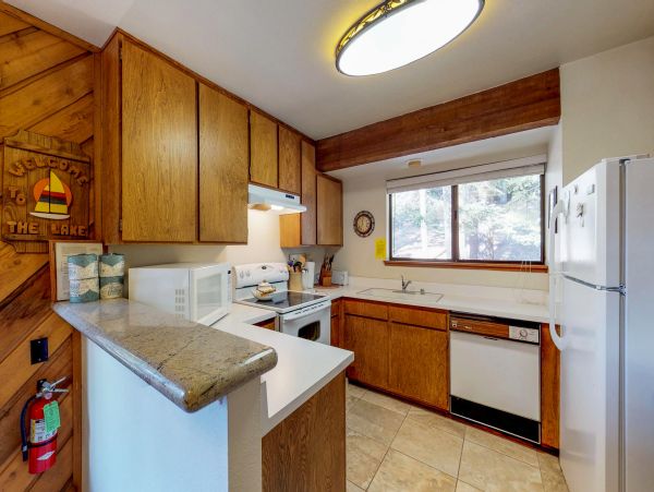 Yosemite Area Home 984668