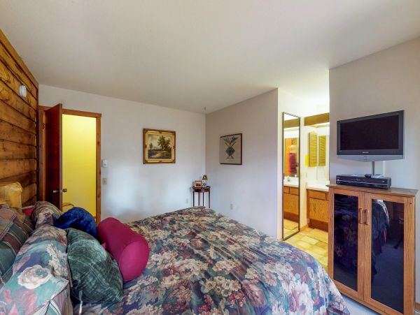 Yosemite Area Home 984668