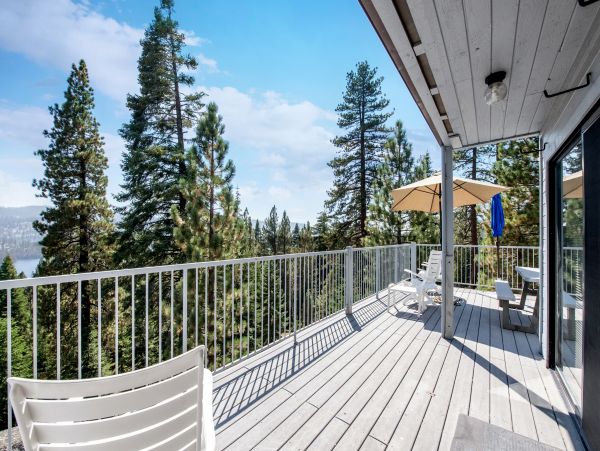 Yosemite Area Home 984669