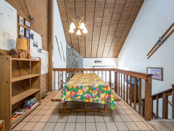 Yosemite Area Home 984669