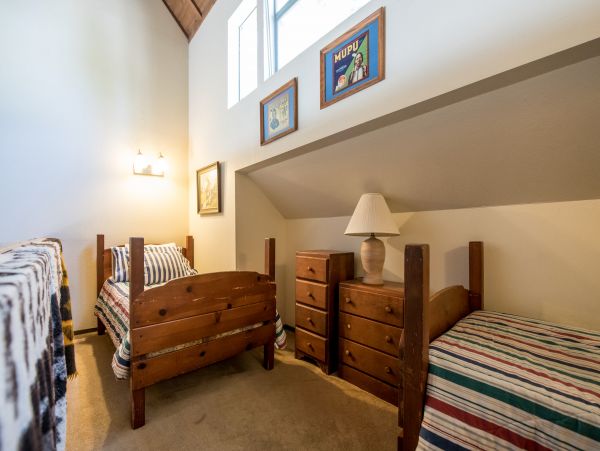 Yosemite Area Home 984669