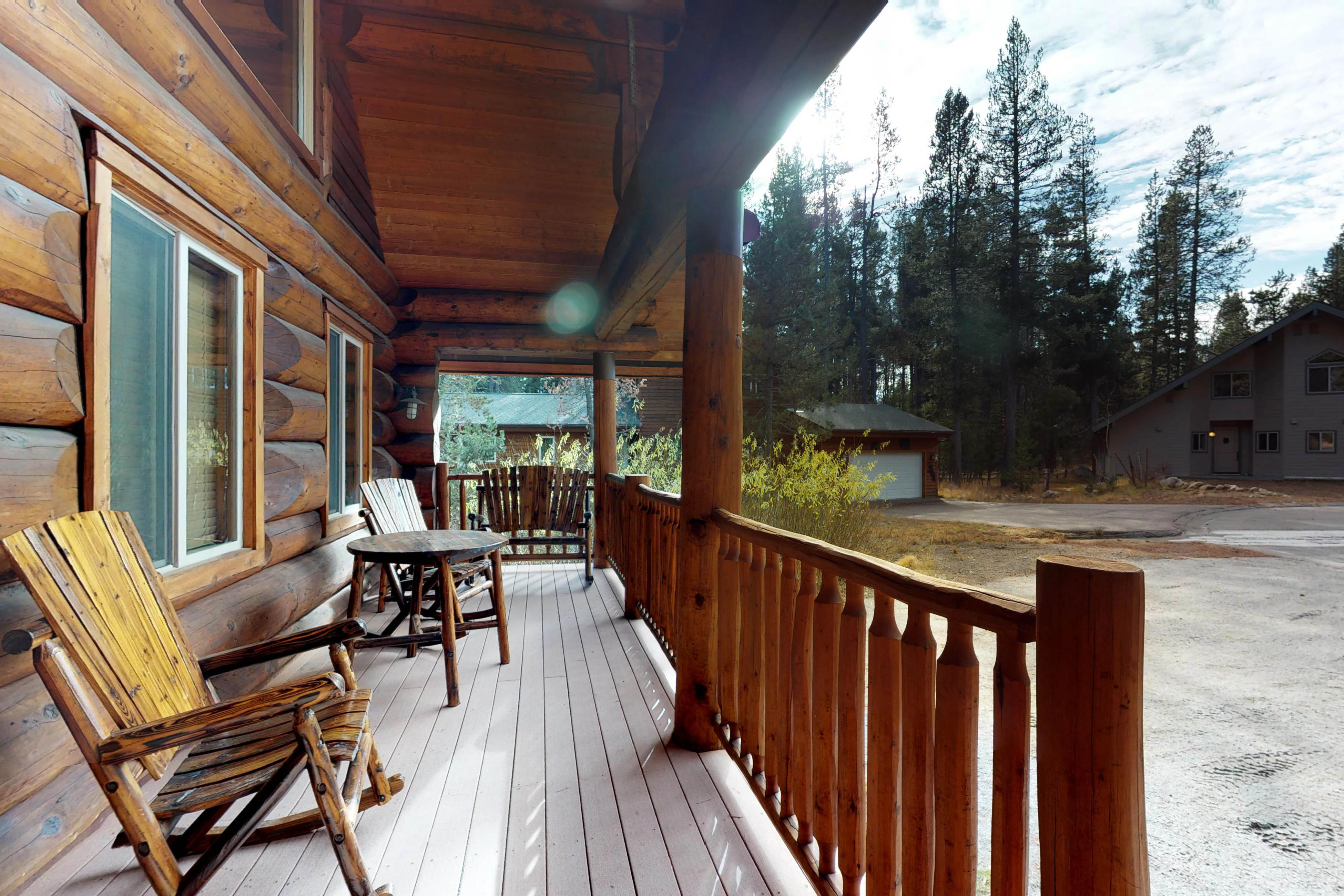 Yosemite Area Home 984670