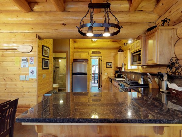 Yosemite Area Home 984670