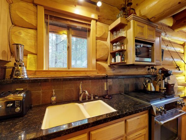 Yosemite Area Home 984670