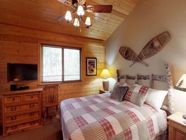 Yosemite Area Home 984670