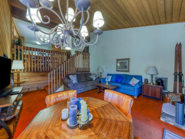 Yosemite Area Home 984672