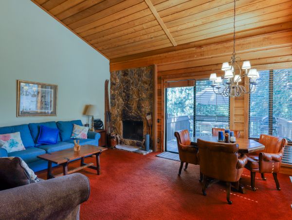 Yosemite Area Home 984672