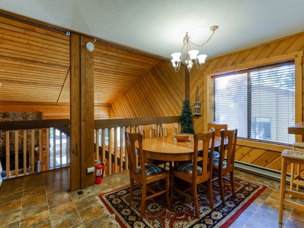 Yosemite Area Home 984672