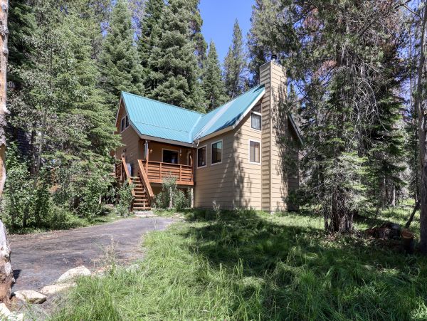 Yosemite Area Home 984673