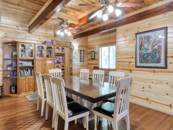 Yosemite Area Home 984673
