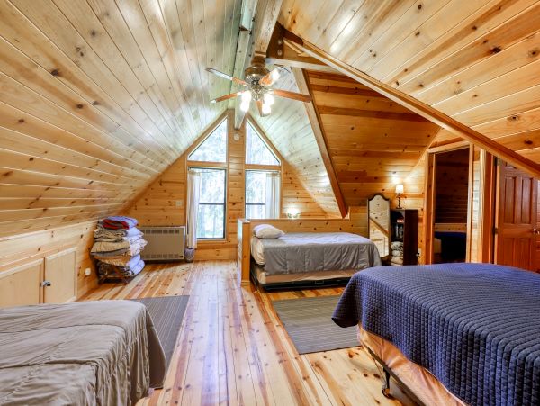Yosemite Area Home 984673