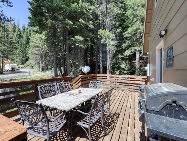 Yosemite Area Home 984673