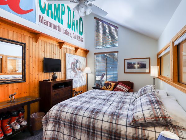 Yosemite Area Home 984674