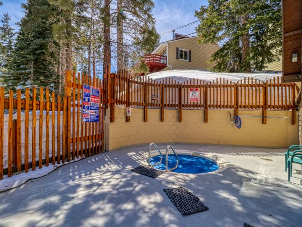 Yosemite Area Home 984675