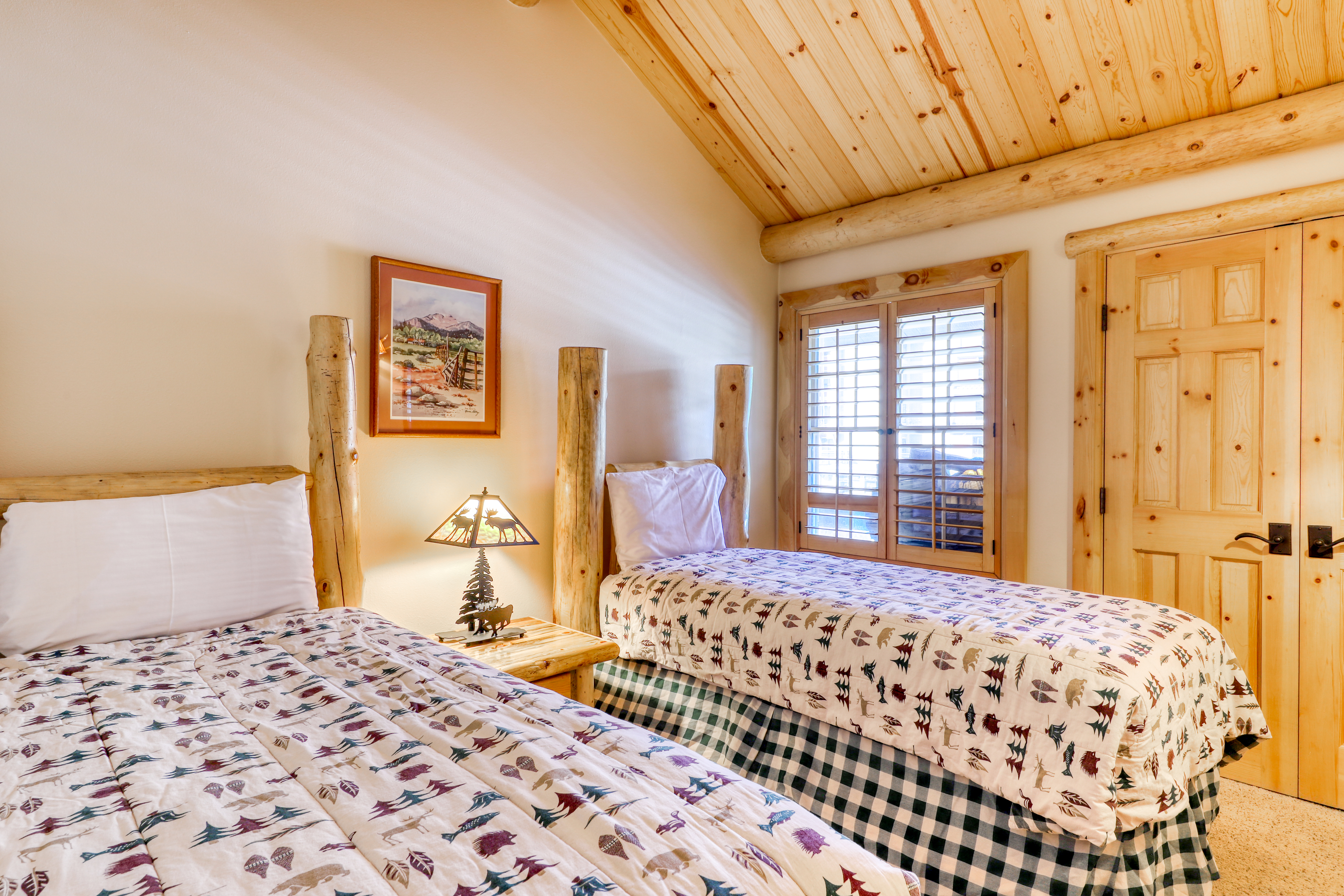 Yosemite Area Home 984676