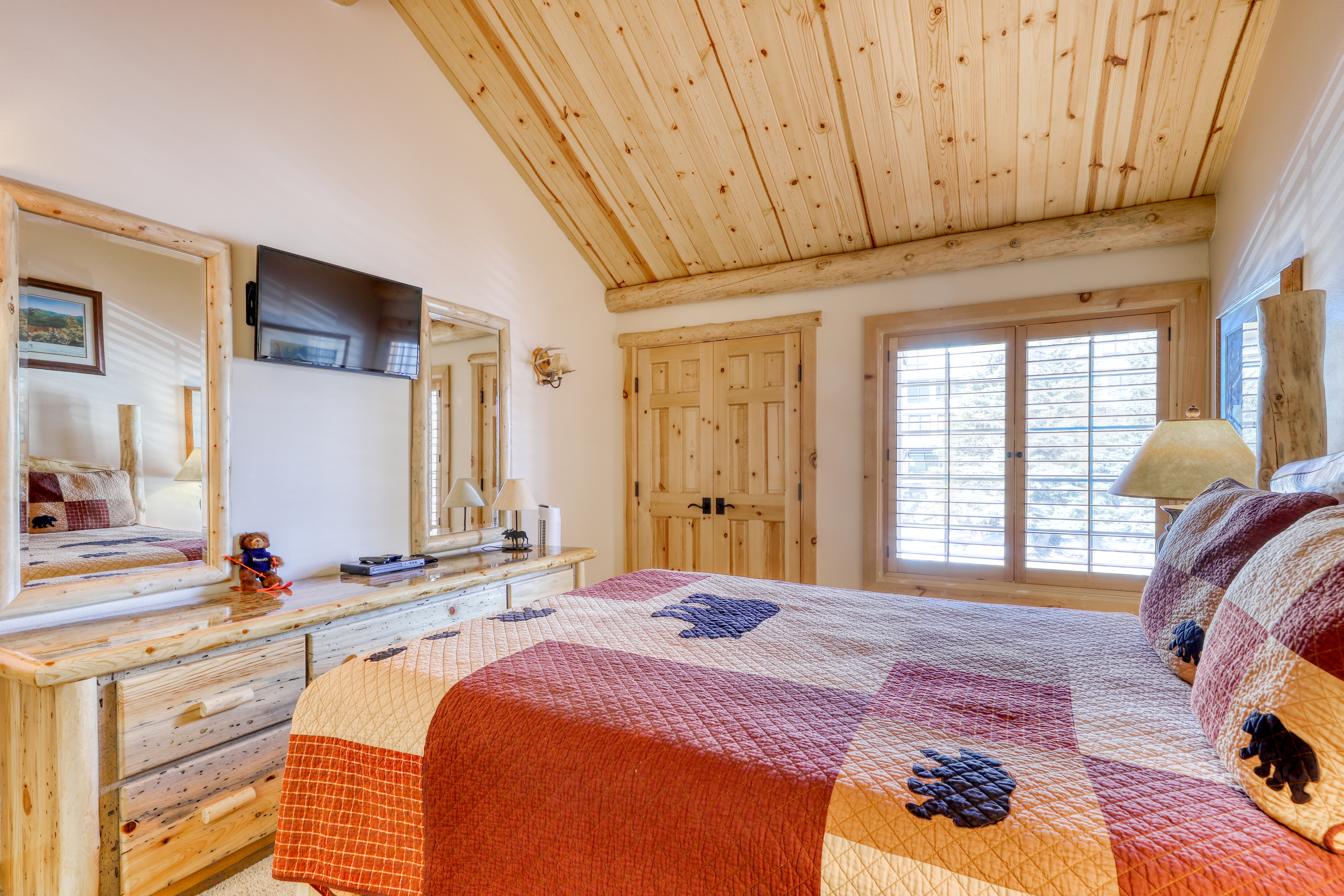 Yosemite Area Home 984676