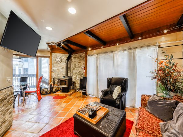 Yosemite Area Home 984677