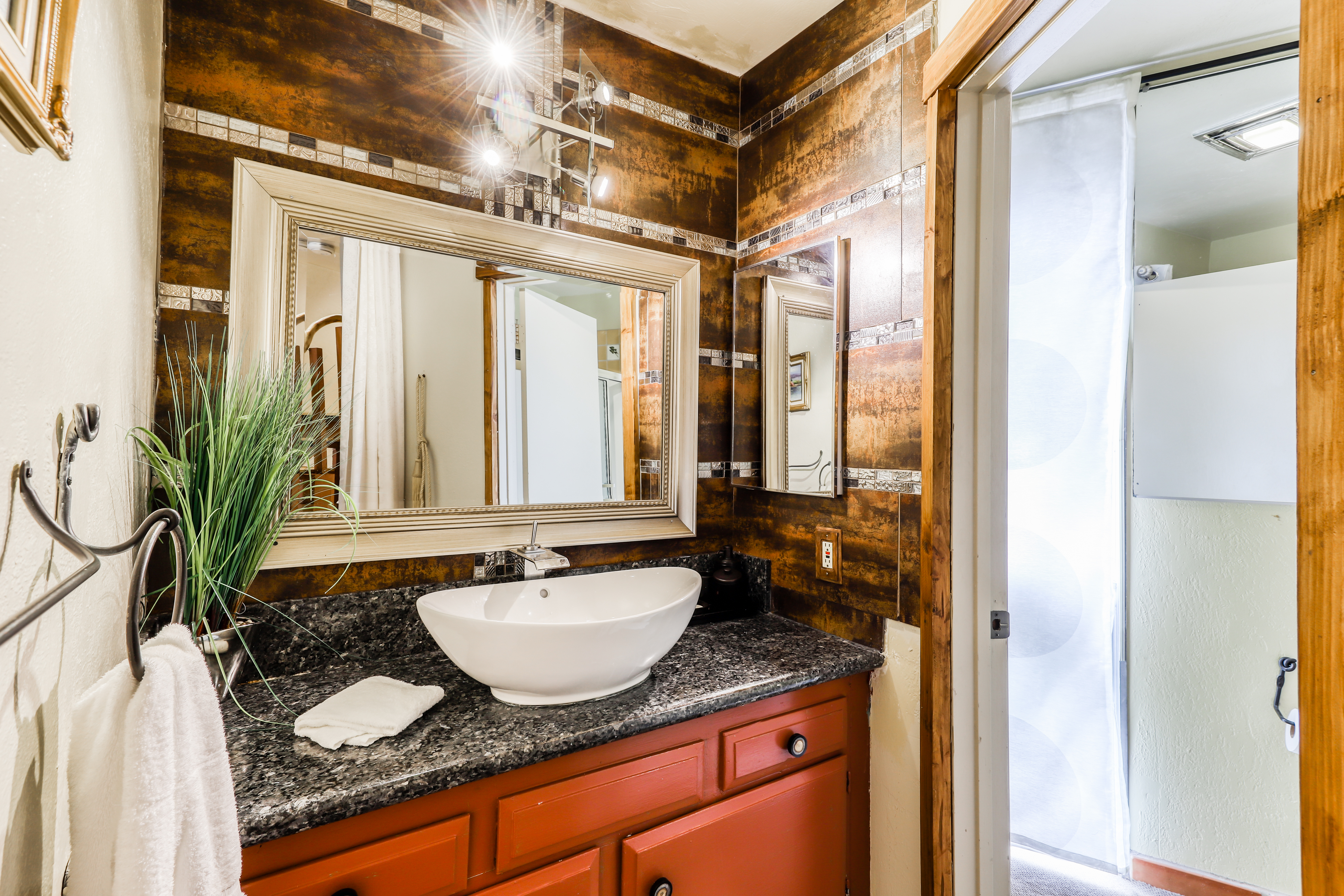 Yosemite Area Home 984677