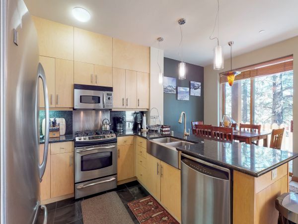 Yosemite Area Home 984678