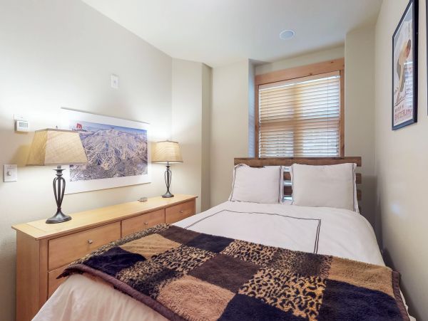 Yosemite Area Home 984678