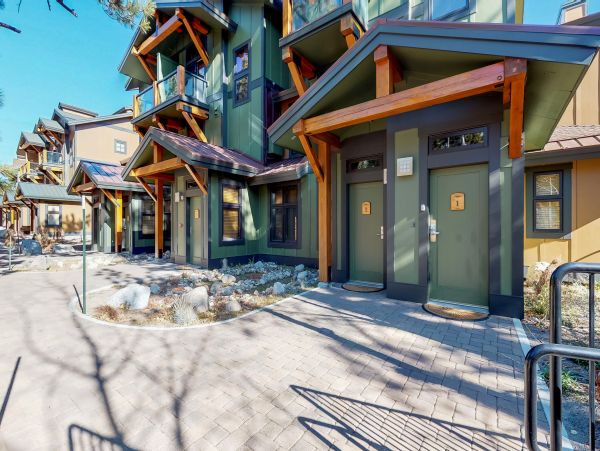 Yosemite Area Home 984678