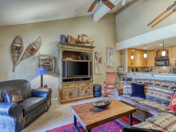 Yosemite Area Home 984679