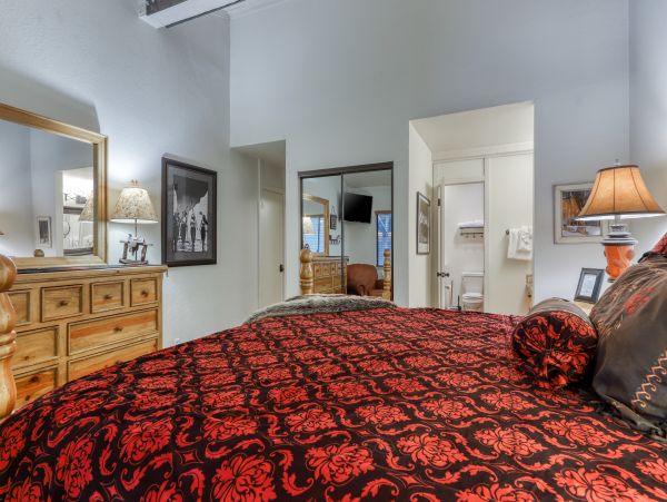 Yosemite Area Home 984679