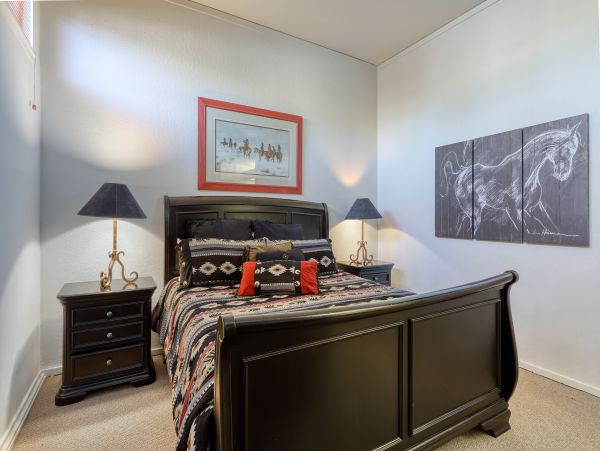 Yosemite Area Home 984679