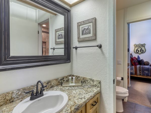 Yosemite Area Home 984679