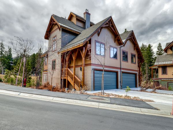 Yosemite Area Home 984680