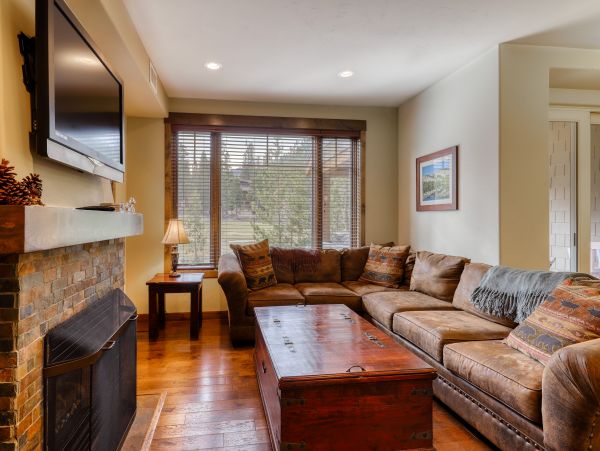 Yosemite Area Home 984680