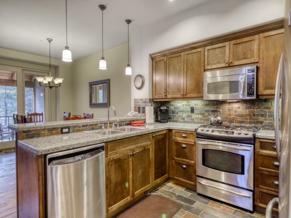 Yosemite Area Home 984680