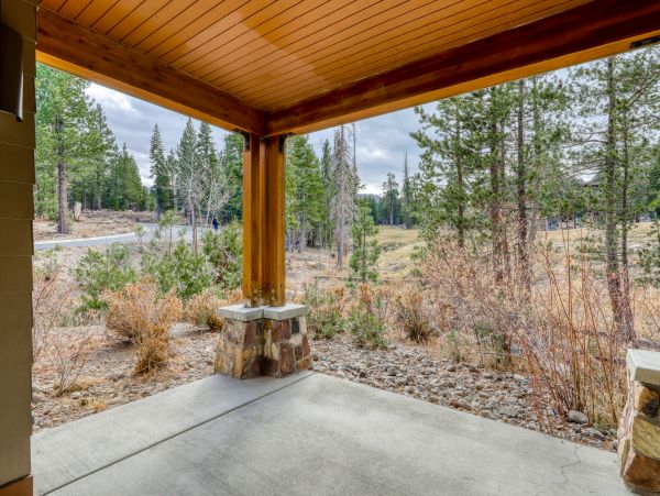 Yosemite Area Home 984680
