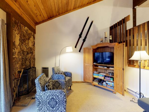 Yosemite Area Home 984681