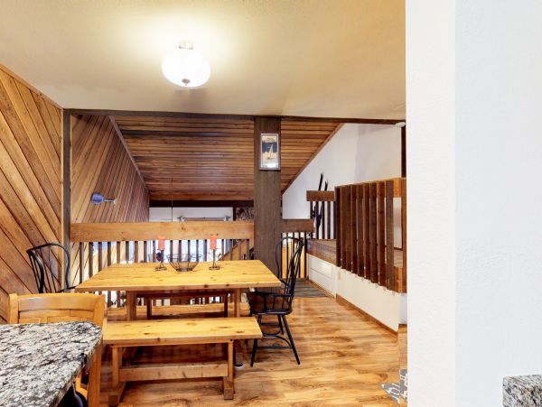 Yosemite Area Home 984681