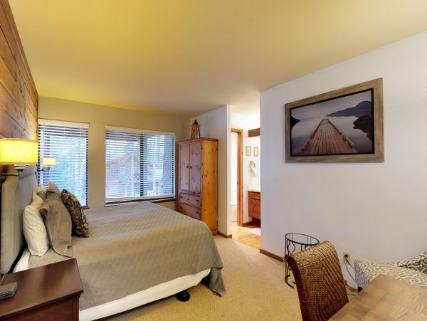 Yosemite Area Home 984681