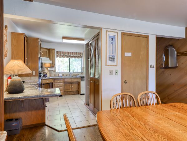 Yosemite Area Home 984682