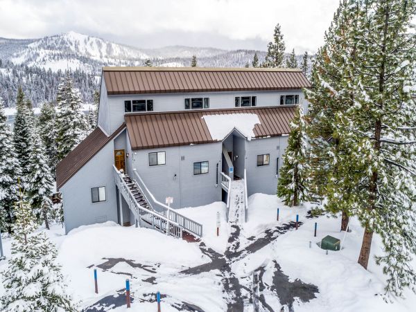 Yosemite Area Home 984682