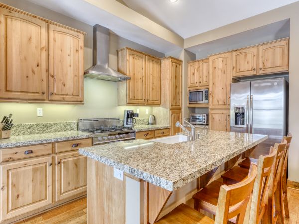 Yosemite Area Home 984685