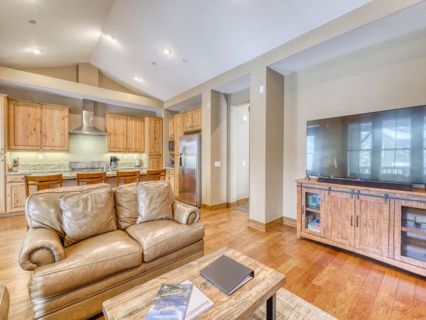Yosemite Area Home 984685
