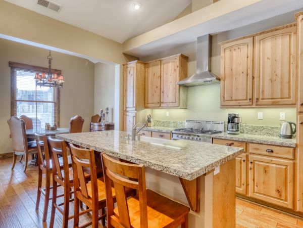 Yosemite Area Home 984685