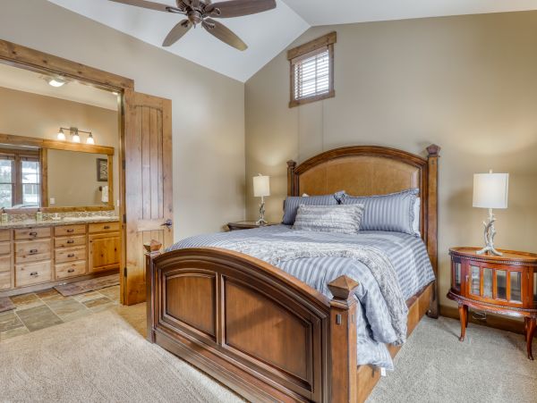 Yosemite Area Home 984685