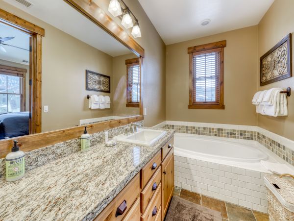 Yosemite Area Home 984685