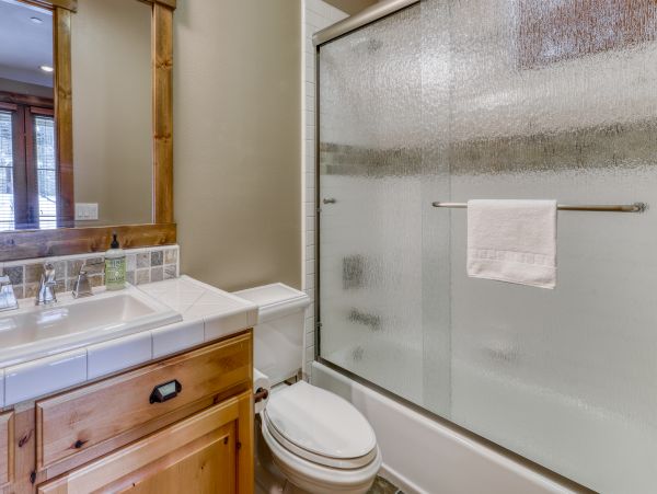 Yosemite Area Home 984685